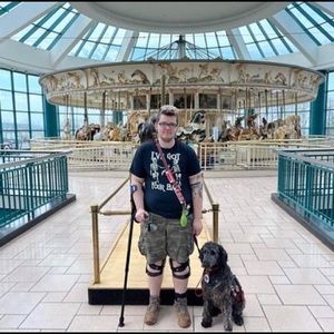 Meet your Posher, Elian